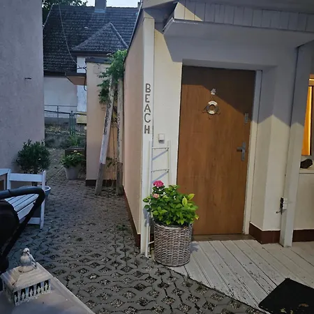 House Semesterbostad